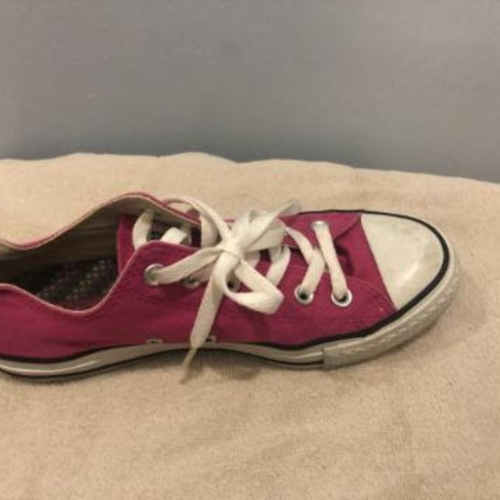 Unique Converse - image 1